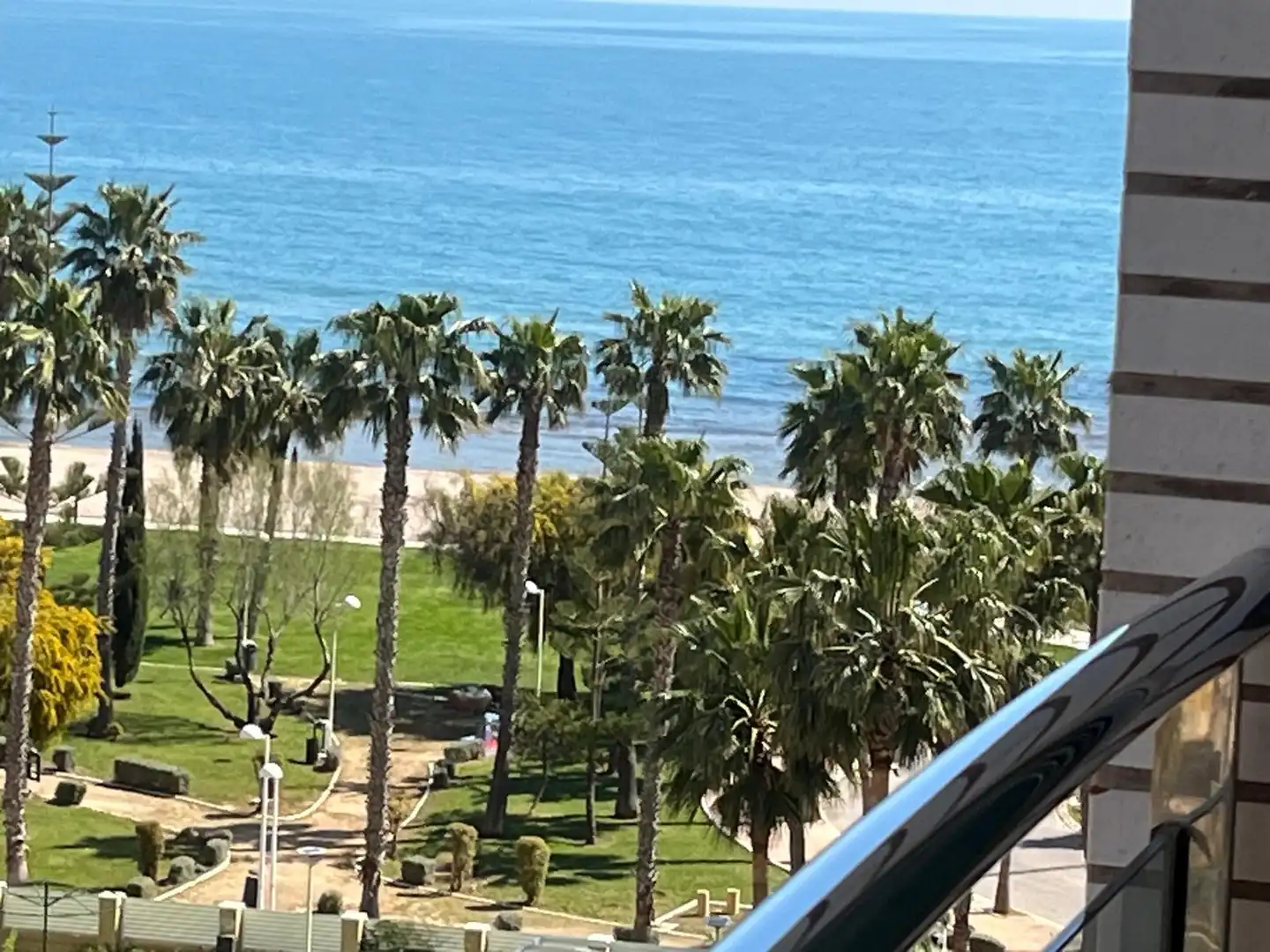 Außenansicht von Wohnungen zum Verkauf in Oropesa del Mar / Orpesa mit Klimaanlage, Terrasse und Abstellraum