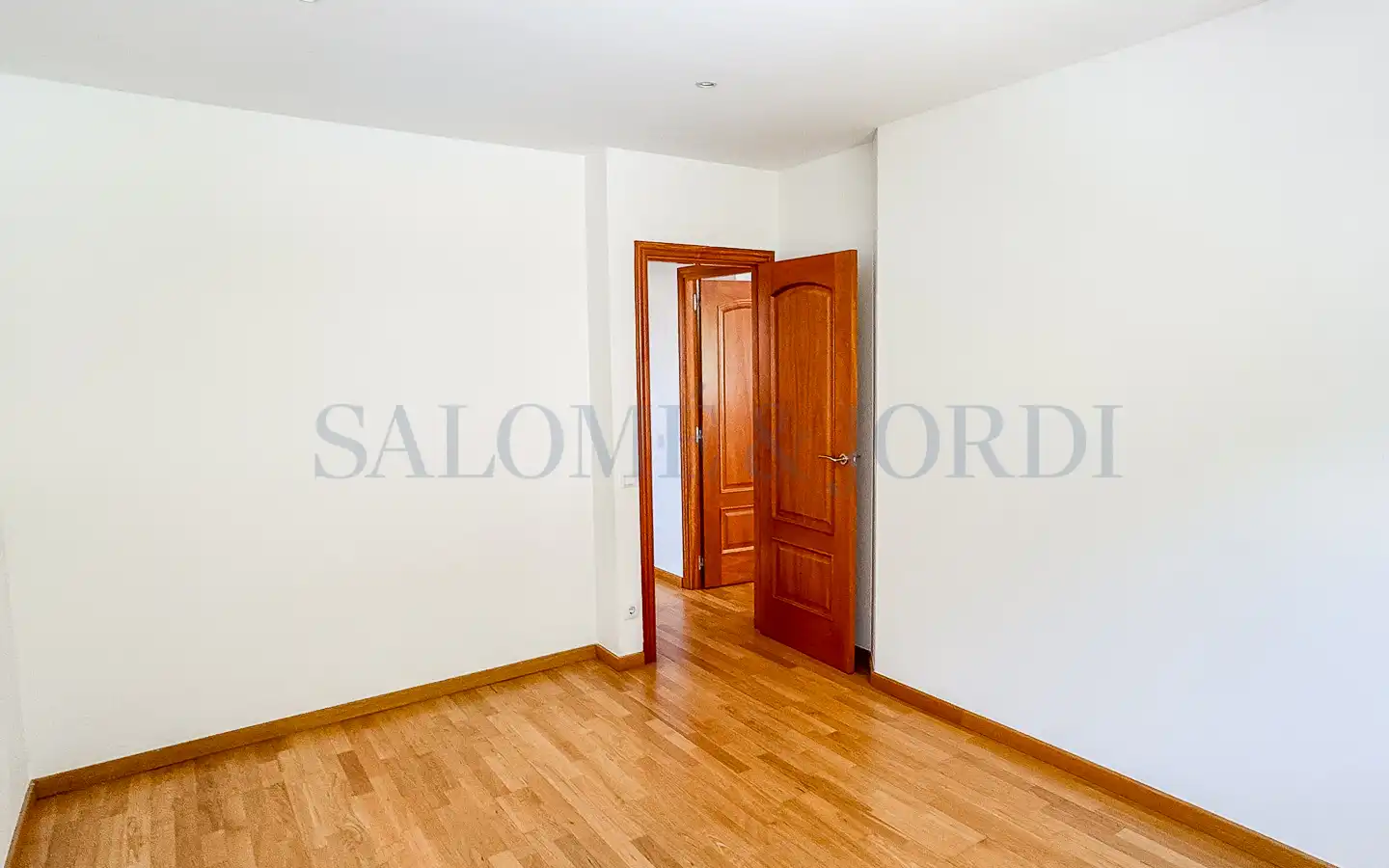 Dormitori de Casa adosada en venda en Argentona amb Calefacció, Jardí privat i Terrassa