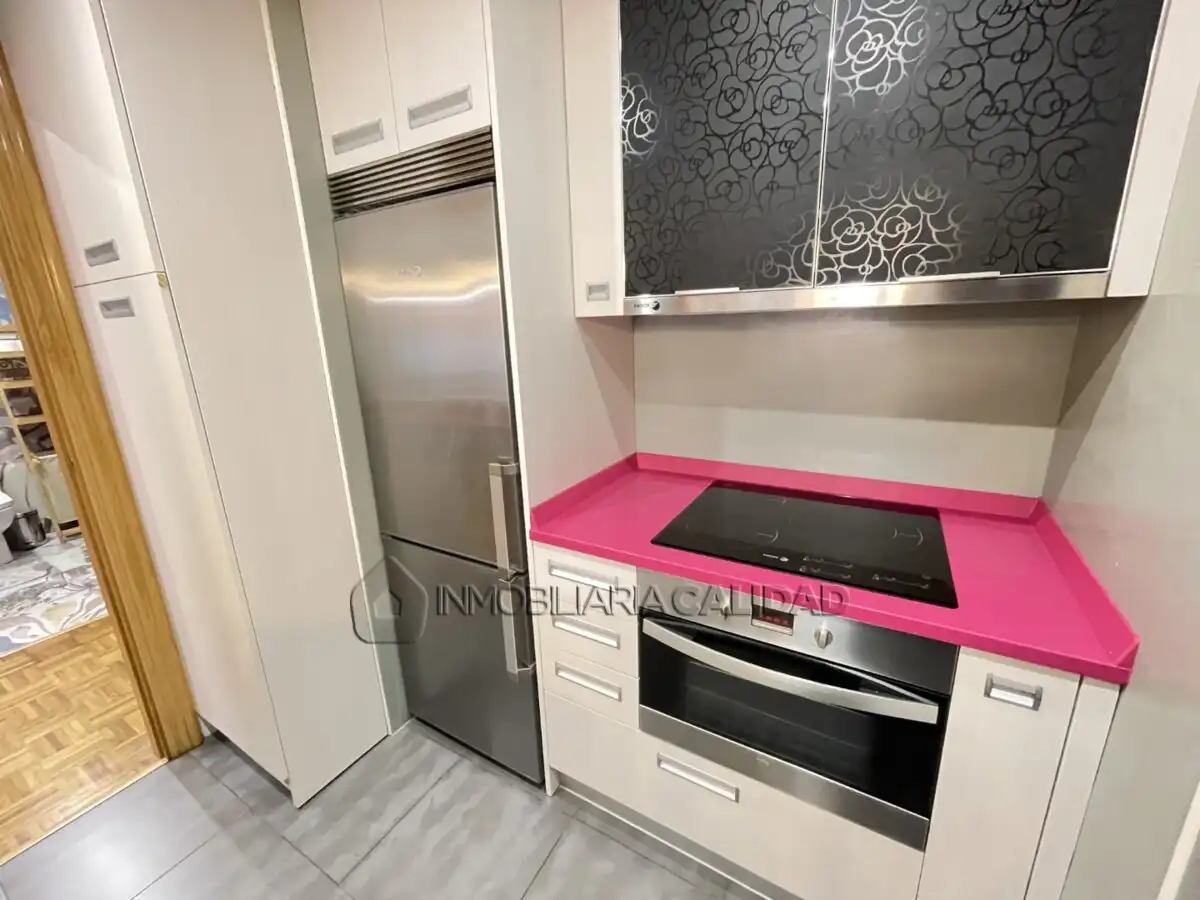 Kitchen of Flat for rent in Burgos  with Heating and Furnished