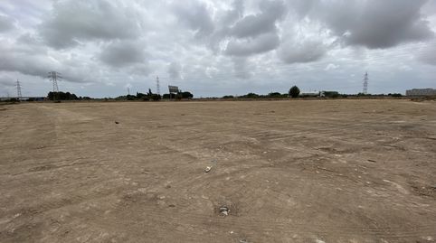 SOLAR ALQUILER 20.000 M2. / 2.000 €. MES + IVA / CONSTANTÍ (TARRAGONA).