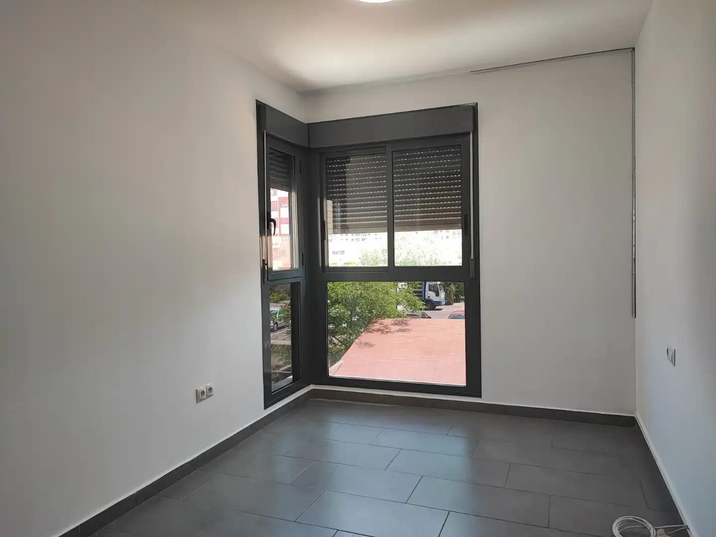 Schlafzimmer von Dachboden zum Verkauf in Vila-real mit Heizung, Terrasse und Abstellraum