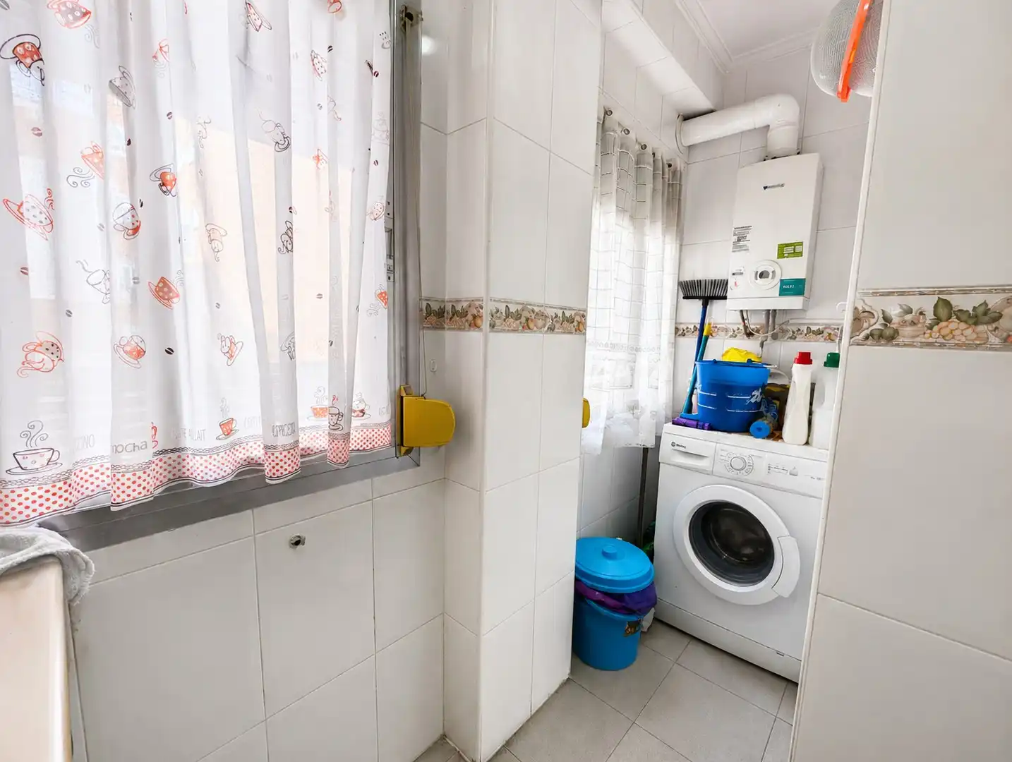 Kitchen of Flat for sale in Fuenlabrada  with Terrace and Balcony