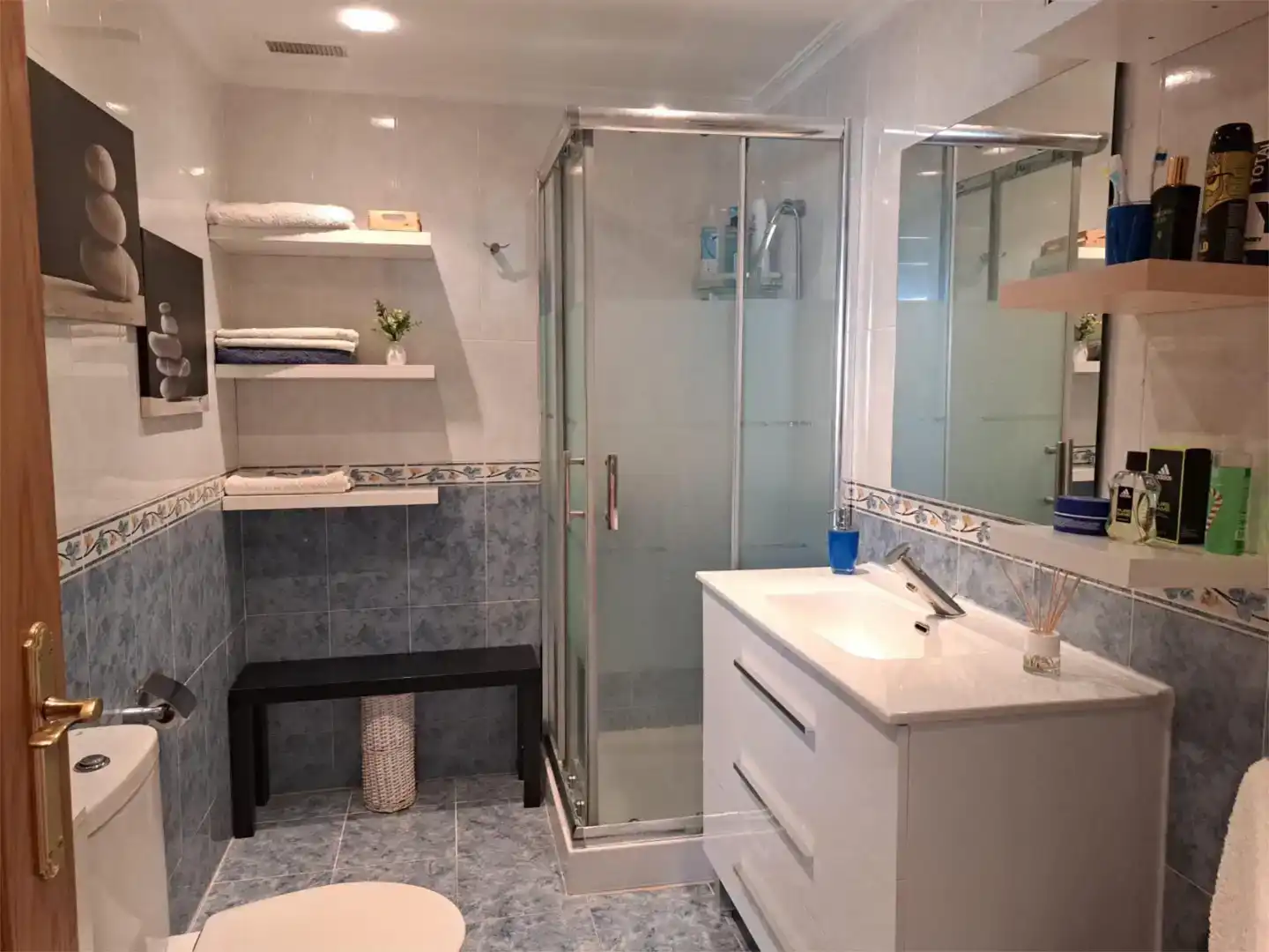 Bathroom of Attic for sale in Aldaia  with Air Conditioner and Balcony