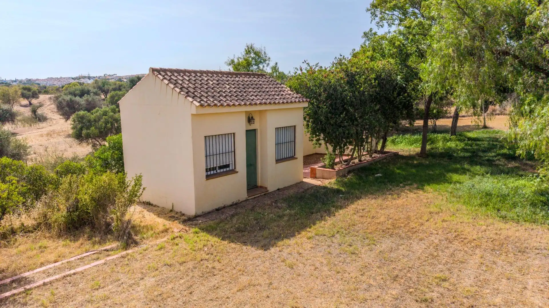 Außenansicht von Country house zum Verkauf in Ayamonte mit Klimaanlage, Heizung und Privatgarten