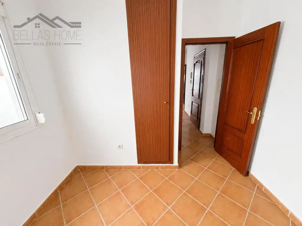 Piso en venta en Estepona con Balcón