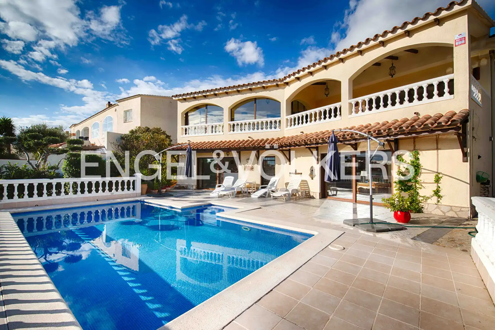 Villa mit Terrasse zum Verkauf in Carrer Andalusia, imagen 2