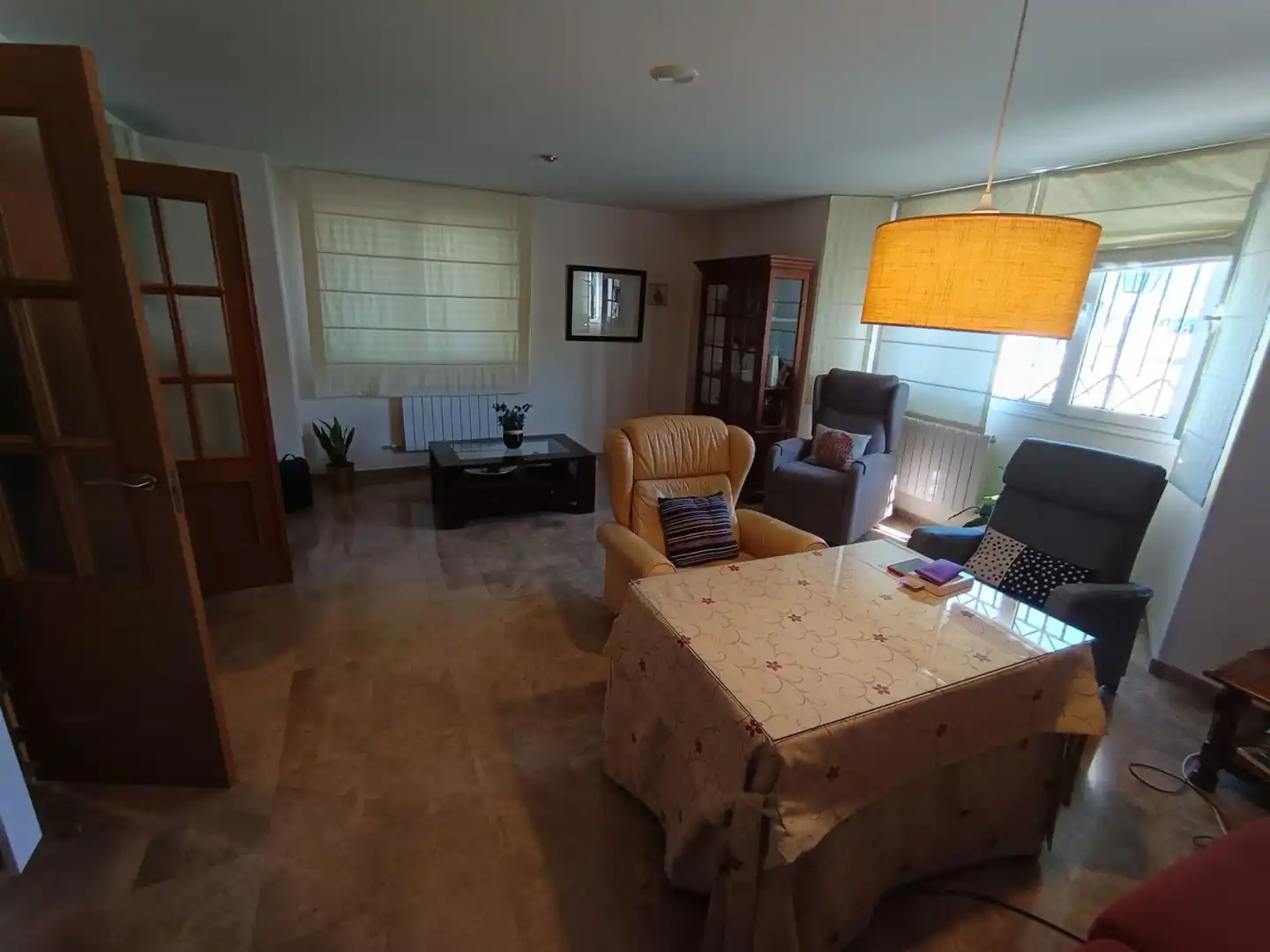 Sala d'estar de Casa o xalet en venda en Alhendín amb Aire condicionat, Calefacció i Jardí privat
