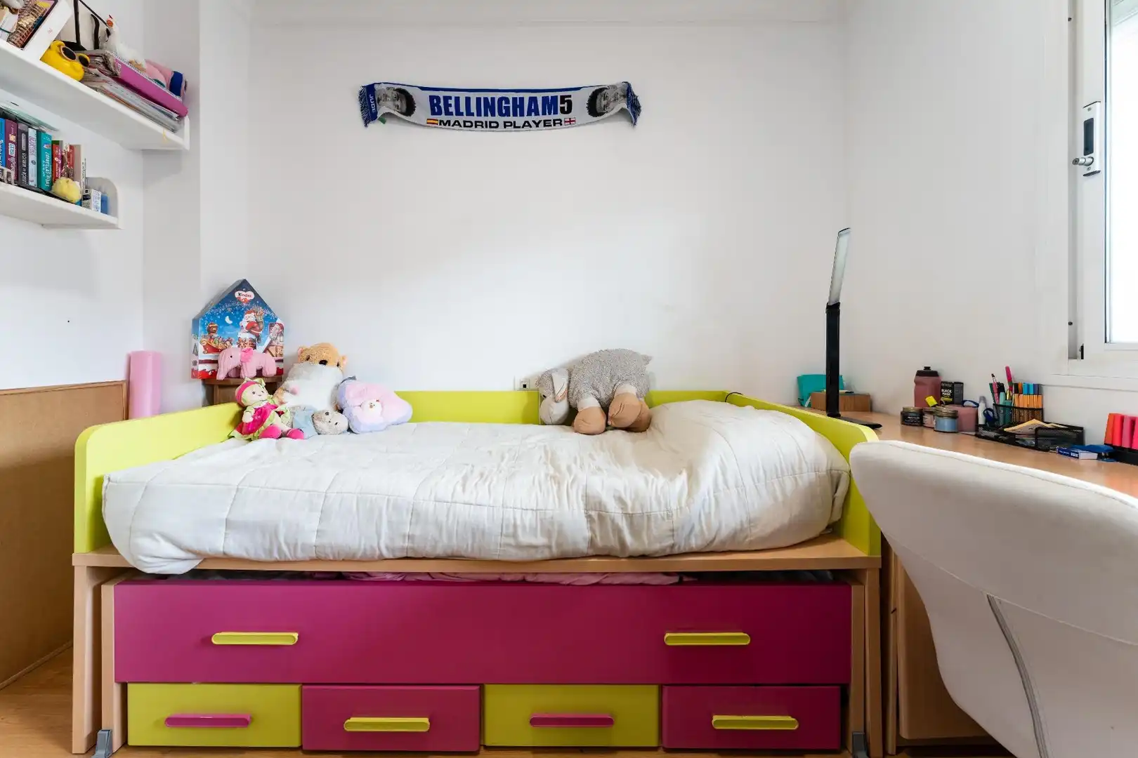 Dormitori de Apartament en venda en Málaga amb Aire condicionat, Traster i Piscina comunitària