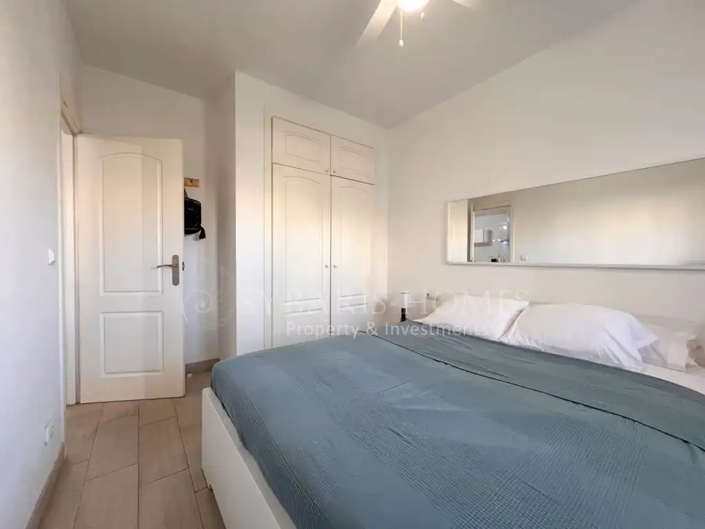 Apartments for sale in Carrer Llac Baikal, 3, L'Almadrava - L'Estanyó