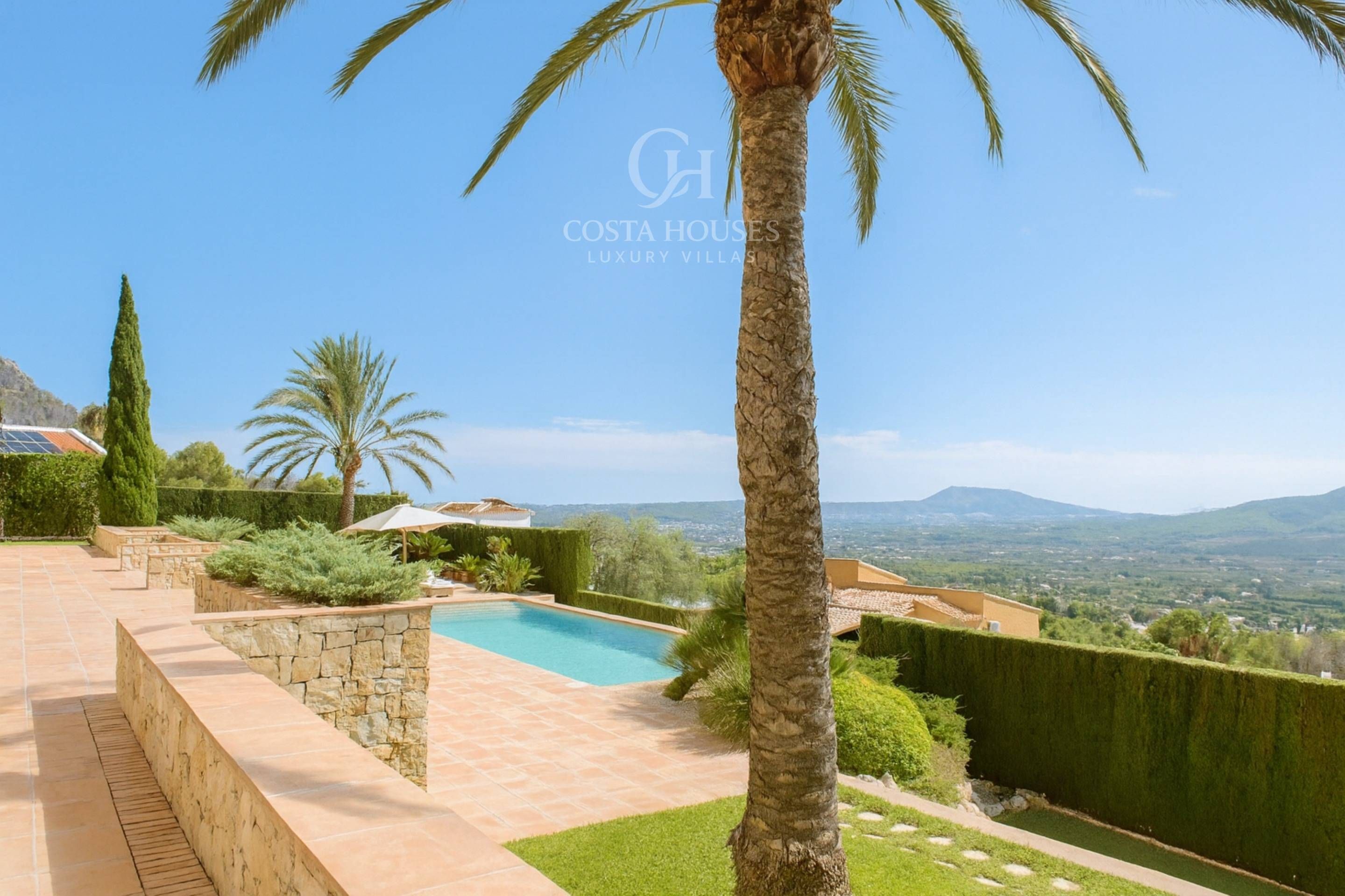 Vista exterior de Casa o xalet en venda en Jávea / Xàbia amb Aire condicionat, Calefacció i Jardí privat