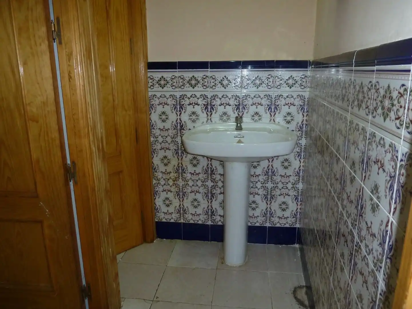 Bany de Local en venda en Azuqueca de Henares amb Aire condicionat