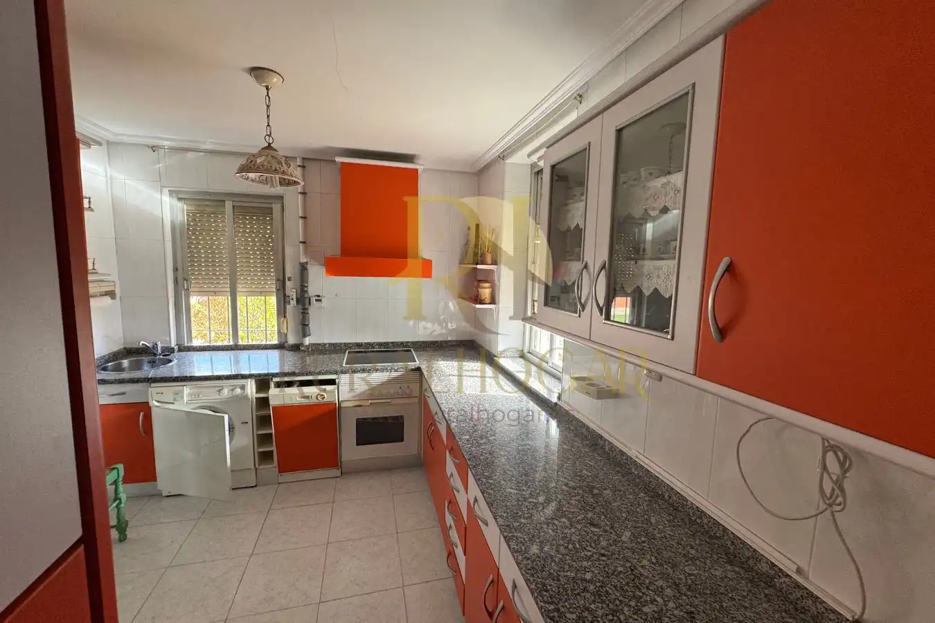 Kitchen of Houses for sale in León Capital   with Heating, Private garden and Parquet flooring