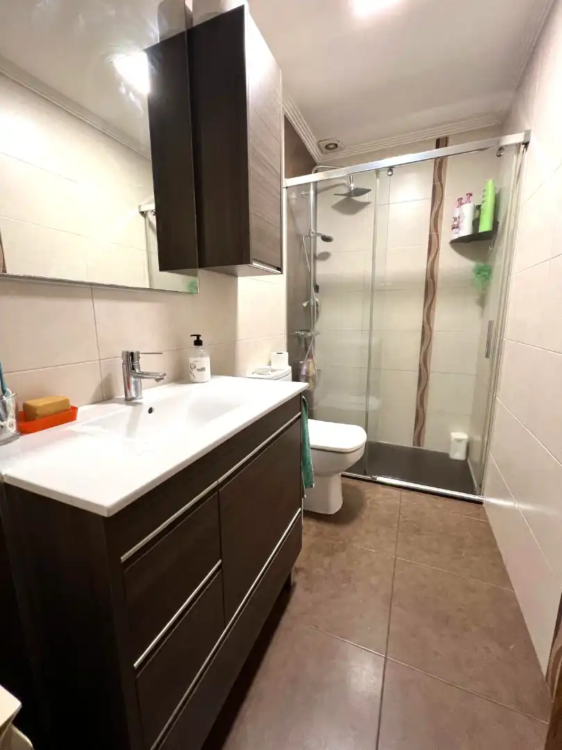 Badezimmer von Wohnung zum Verkauf in Andoain mit Heizung, Abstellraum und Möbliert