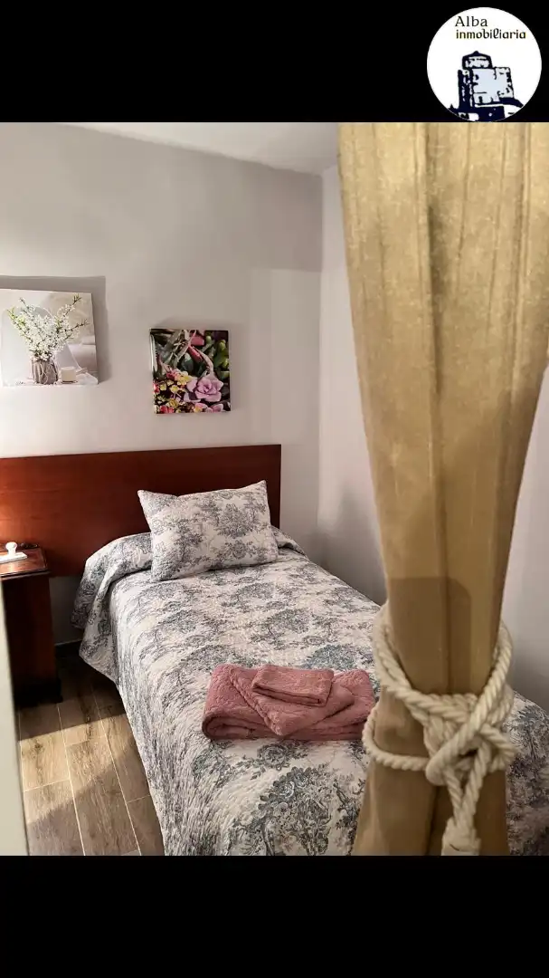 Dormitori de Finca rústica en venda en Anaya de Alba amb Terrassa i Moblat