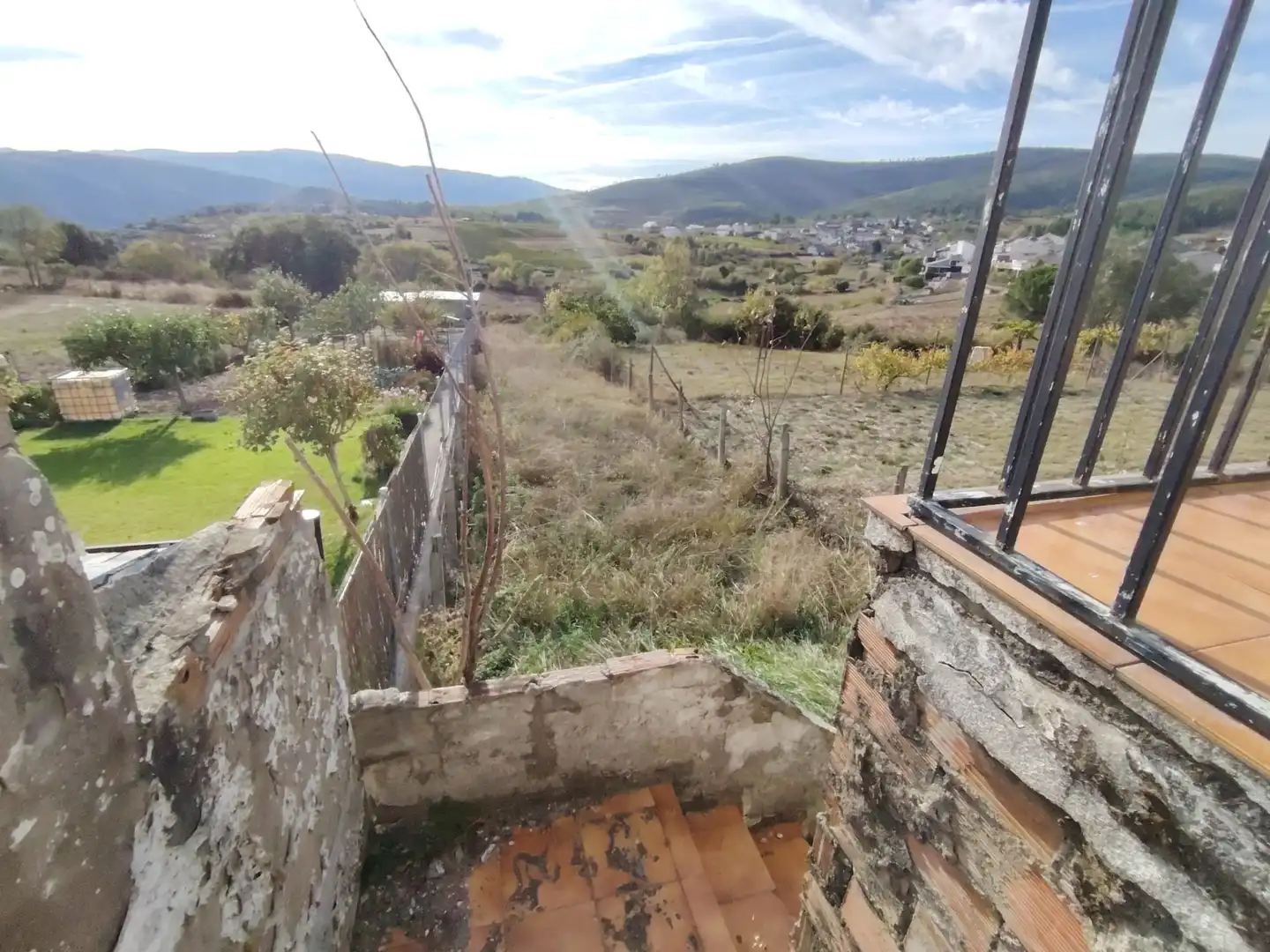 Detached homes for sale in Larouco, Ourense