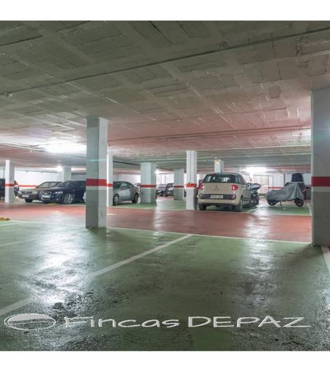 Photo 2 of Garage for rent in Avenida Constitución, 101, Centre, Castelldefels