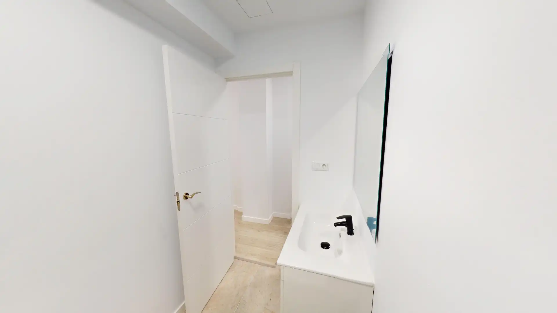 Badezimmer von Wohnung zum Verkauf in Elche / Elx