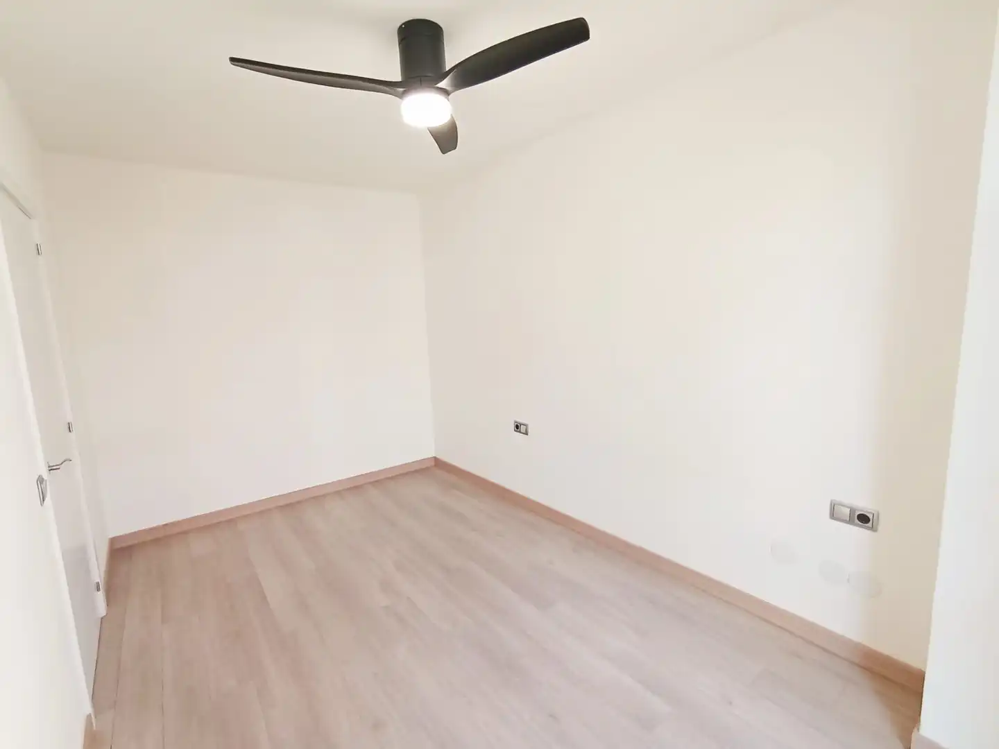 Flat for rent in Vall, Barri del Centre