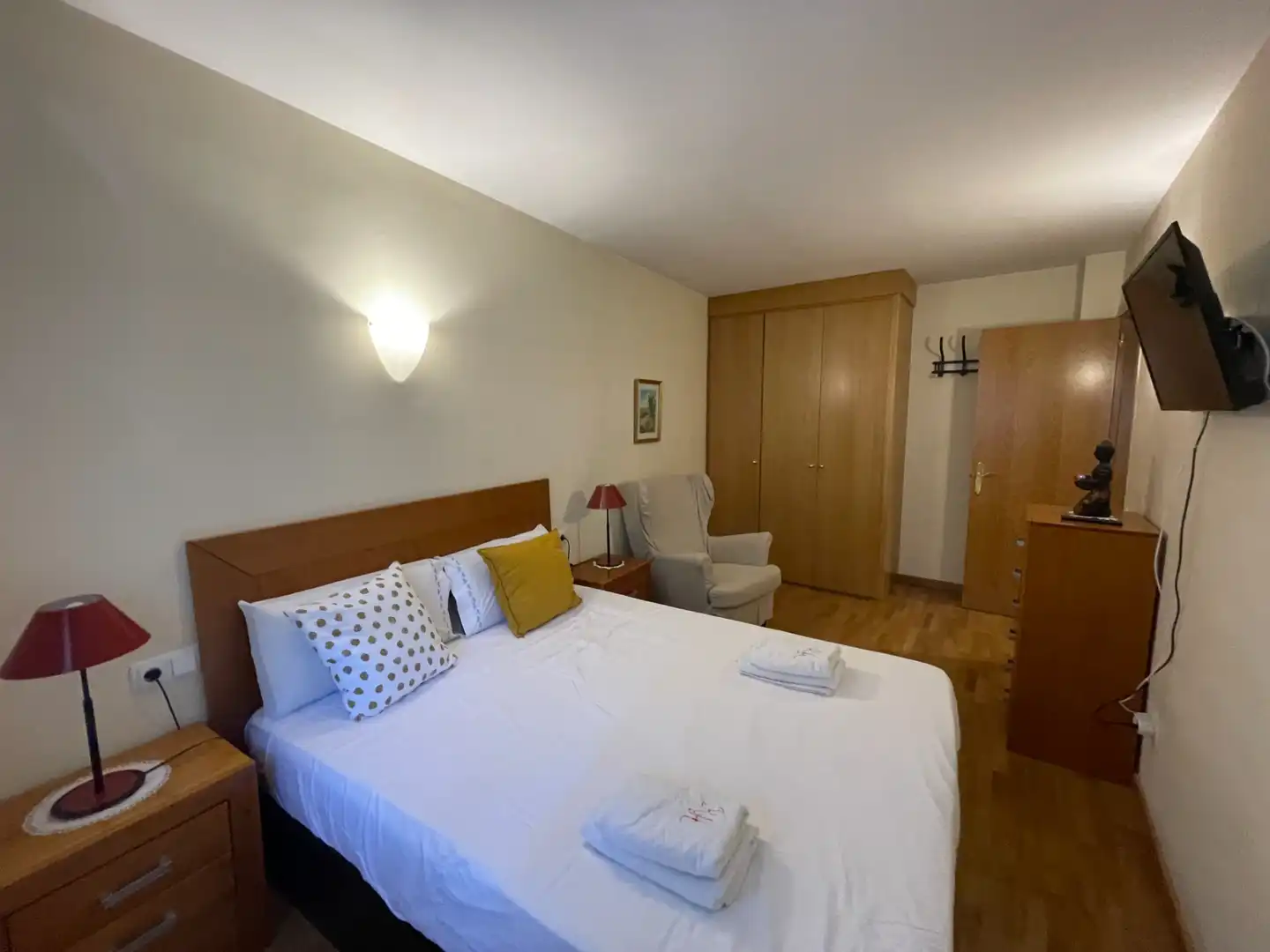Schlafzimmer von Wohnungen zum Verkauf in Vall de Cardós mit Heizung, Parkett und Möbliert