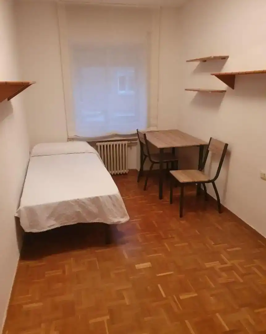 Fotografía del inmueble reportado: 275 €/mes — Ávila, Ávila