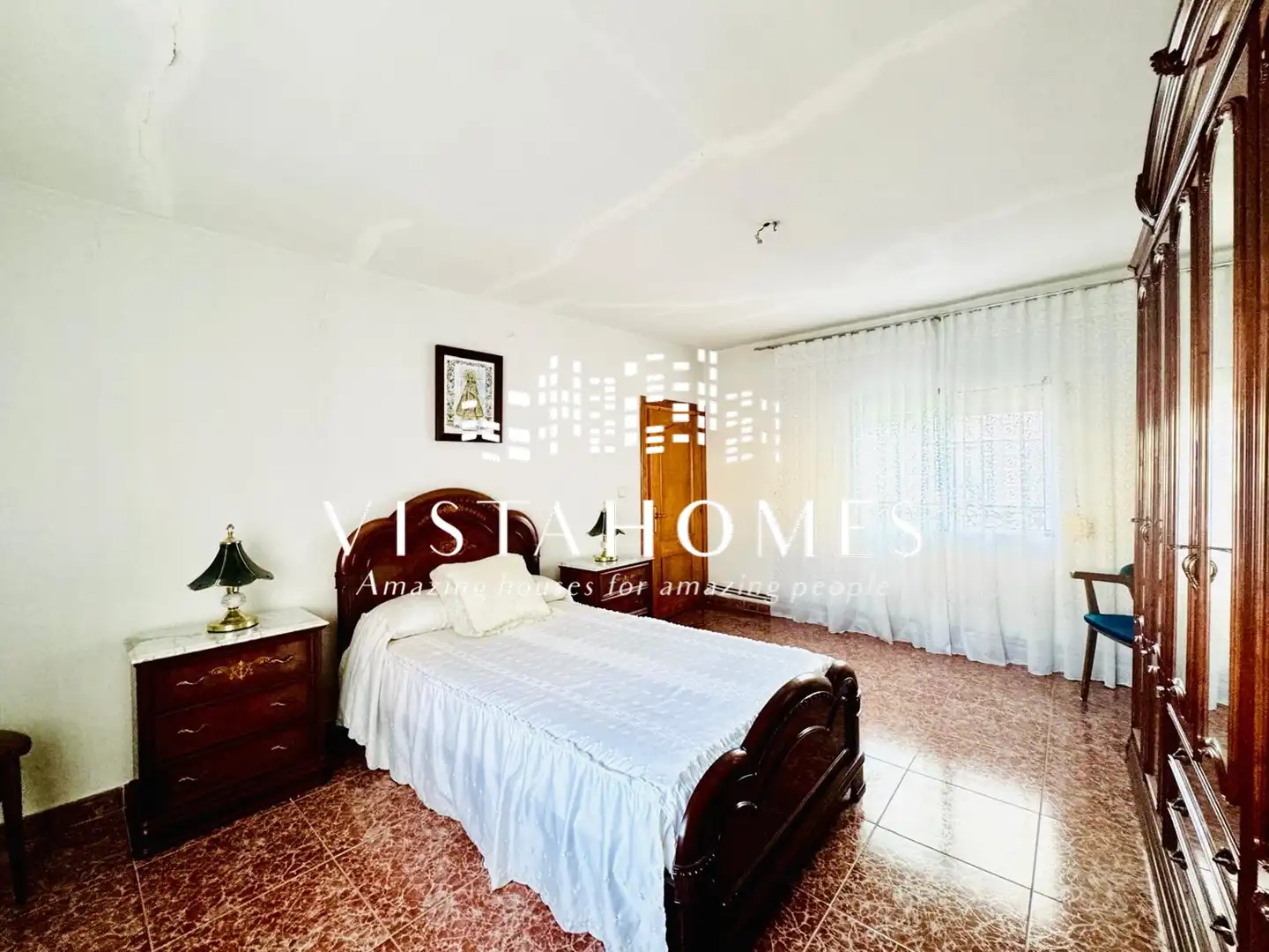Habitación de Casa adosada en venta en Chinchón con Calefacción, Jardín privado y Terraza