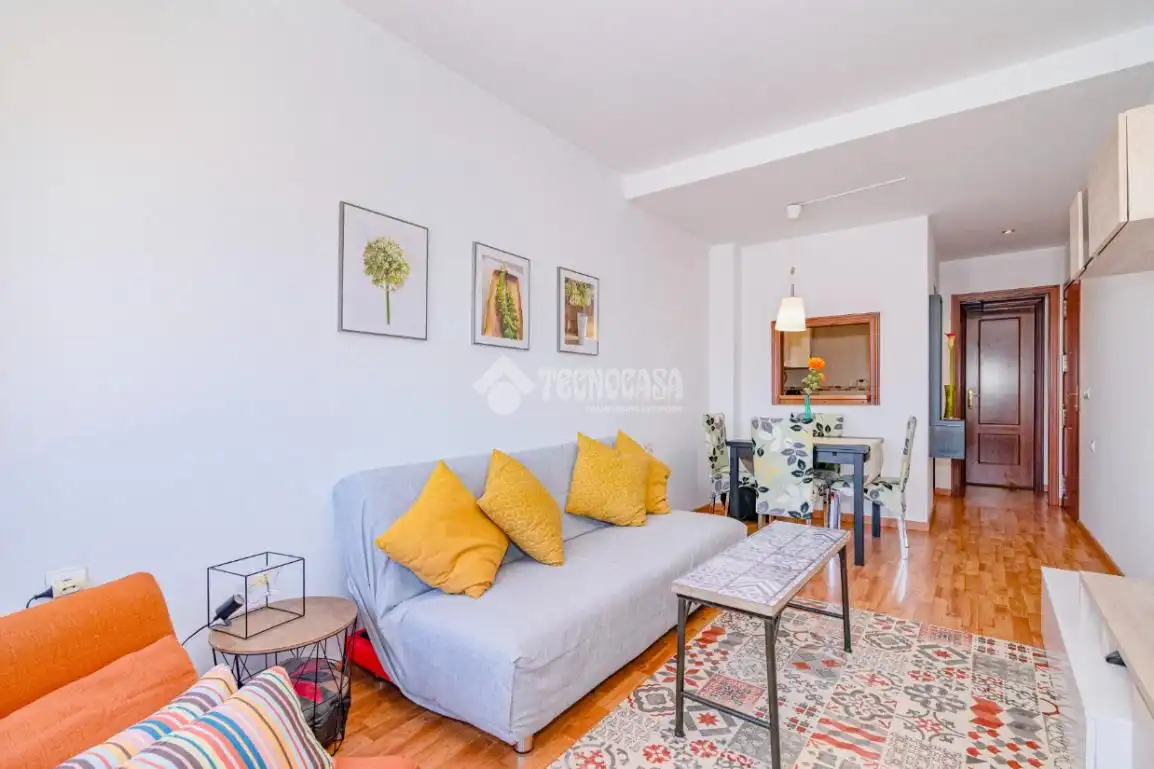 Sala d'estar de Pis en venda en Armilla amb Terrassa