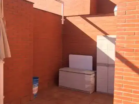 Terrassa de Pis en venda en Ciudad Real Capital amb Aire condicionat, Piscina i Balcó