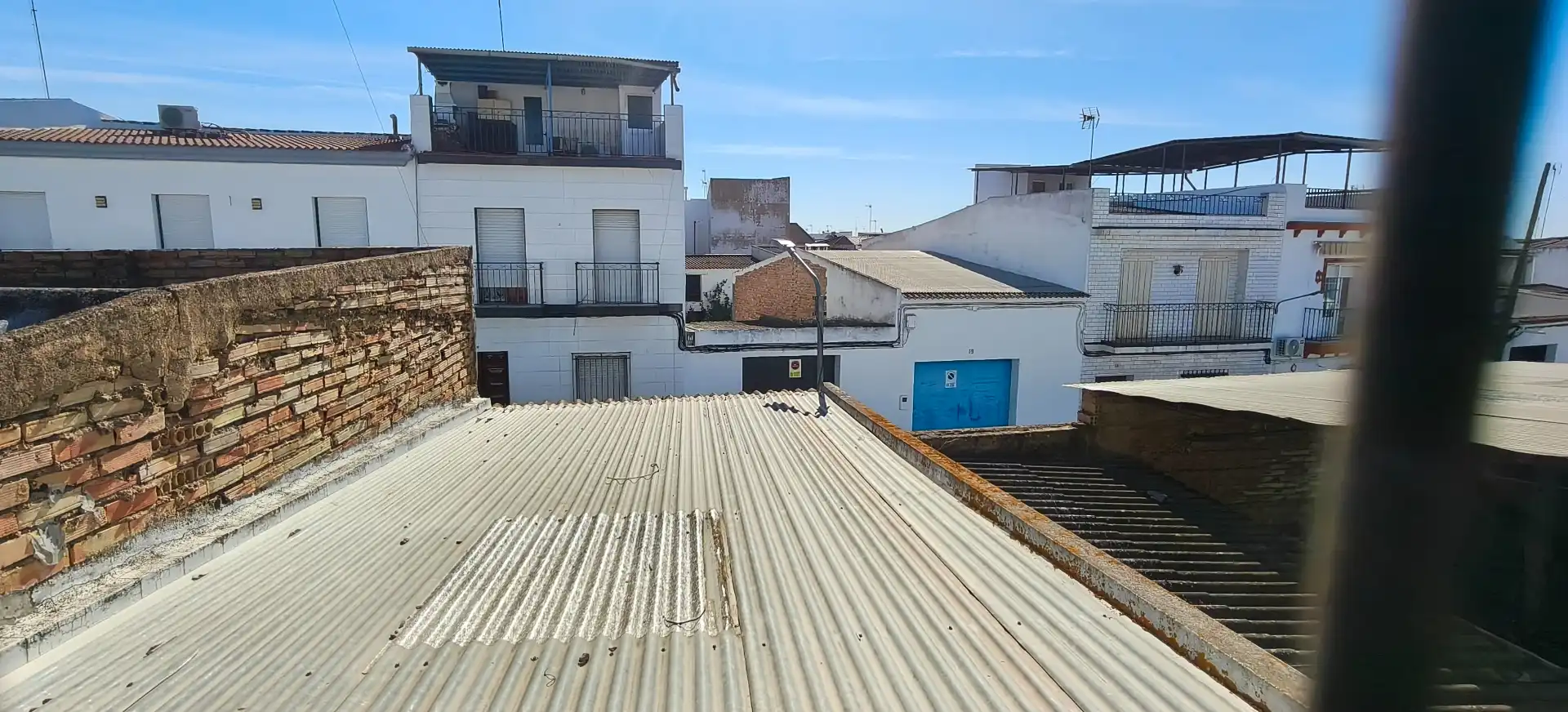 Vista exterior de Casa o xalet en venda en Bollullos Par del Condado amb Traster i Balcó