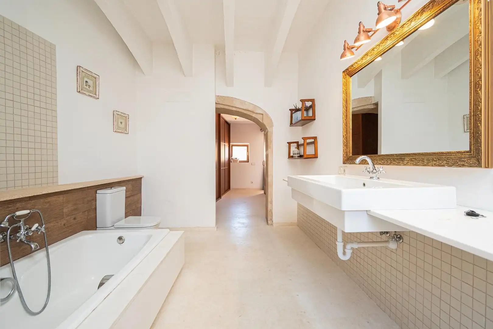 Bathroom of Houses for sale in Santanyí  with Private garden, Terrace and Storage room