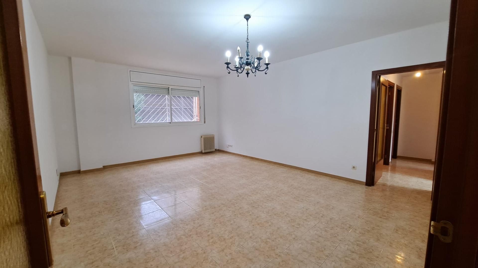 Sala d'estar de Pis en venda en Esparreguera amb Calefacció