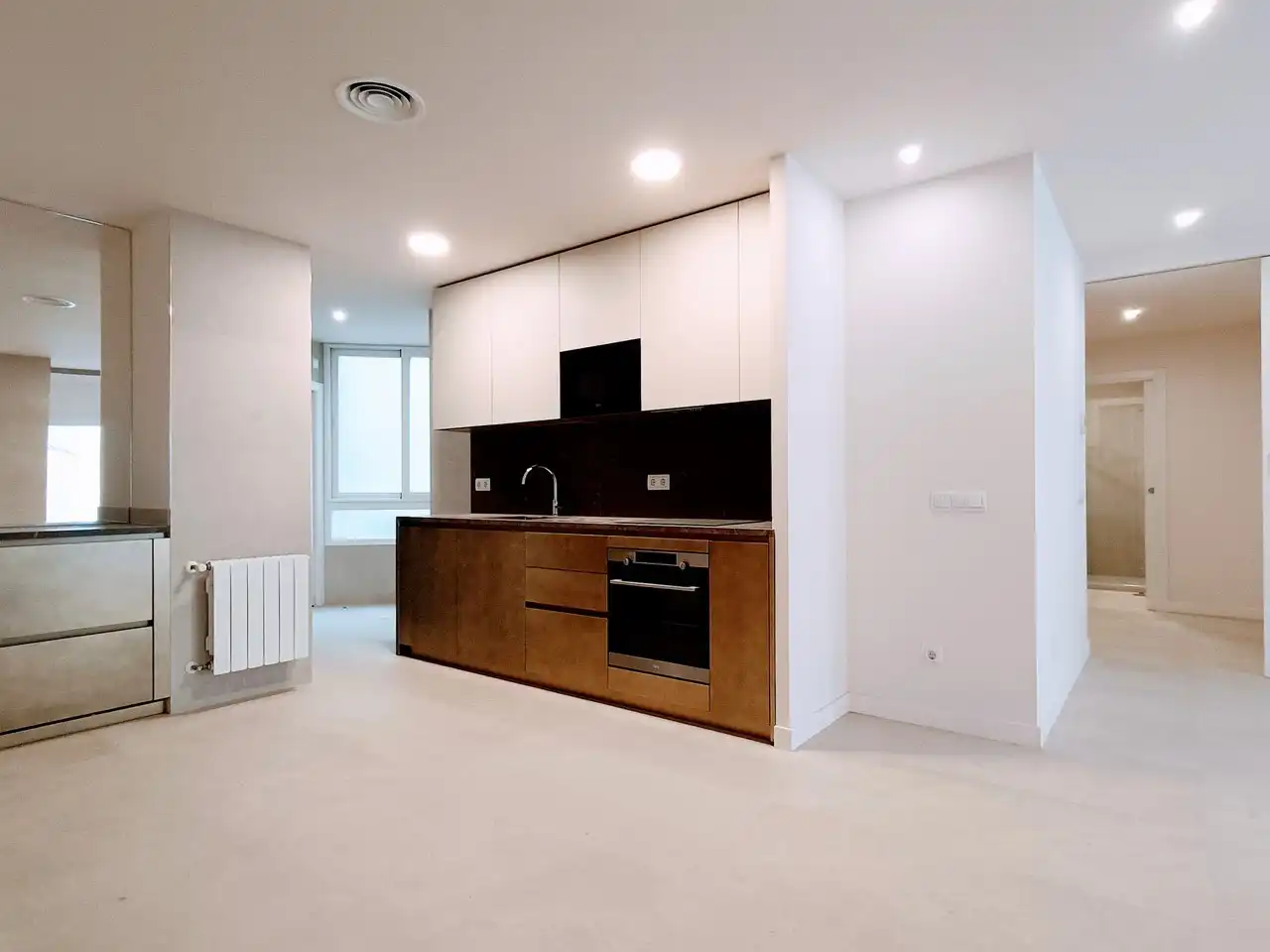 Kitchen of Flat for rent in Madrid  with Air Conditioner, Heating and Terrace