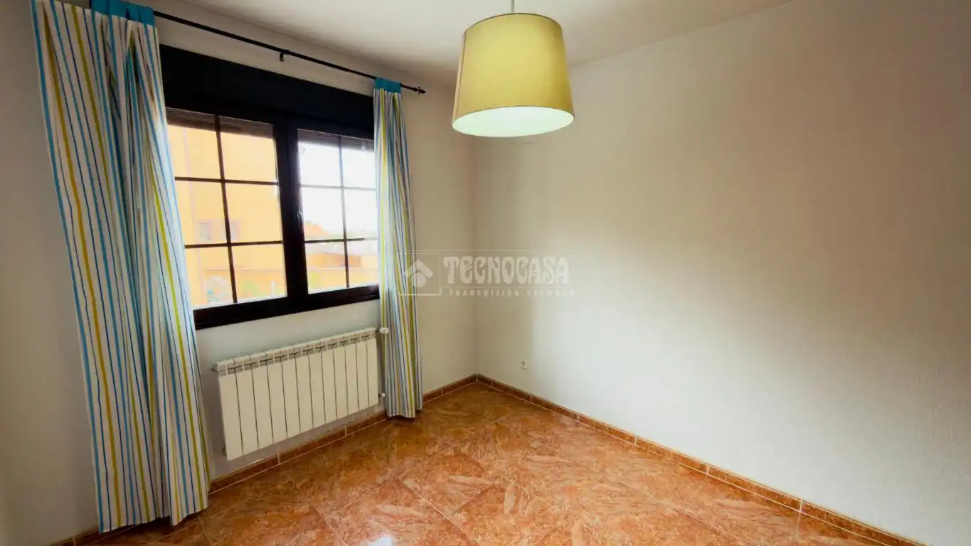 Bedroom of Detached homes for sale in Alameda de la Sagra