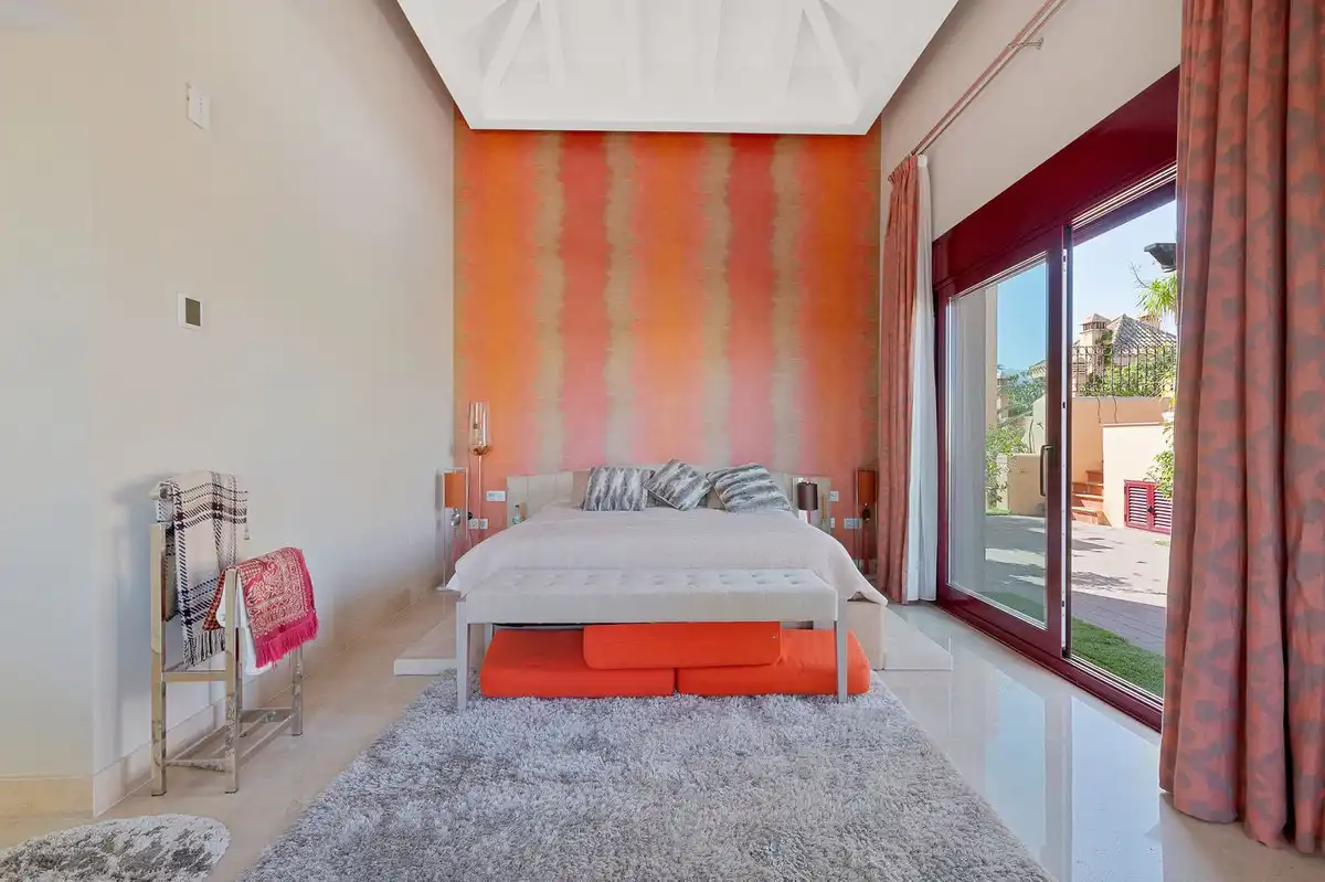 Schlafzimmer von Maisonette zum Verkauf in Marbella mit Klimaanlage, Terrasse und Gemeinschaftspool