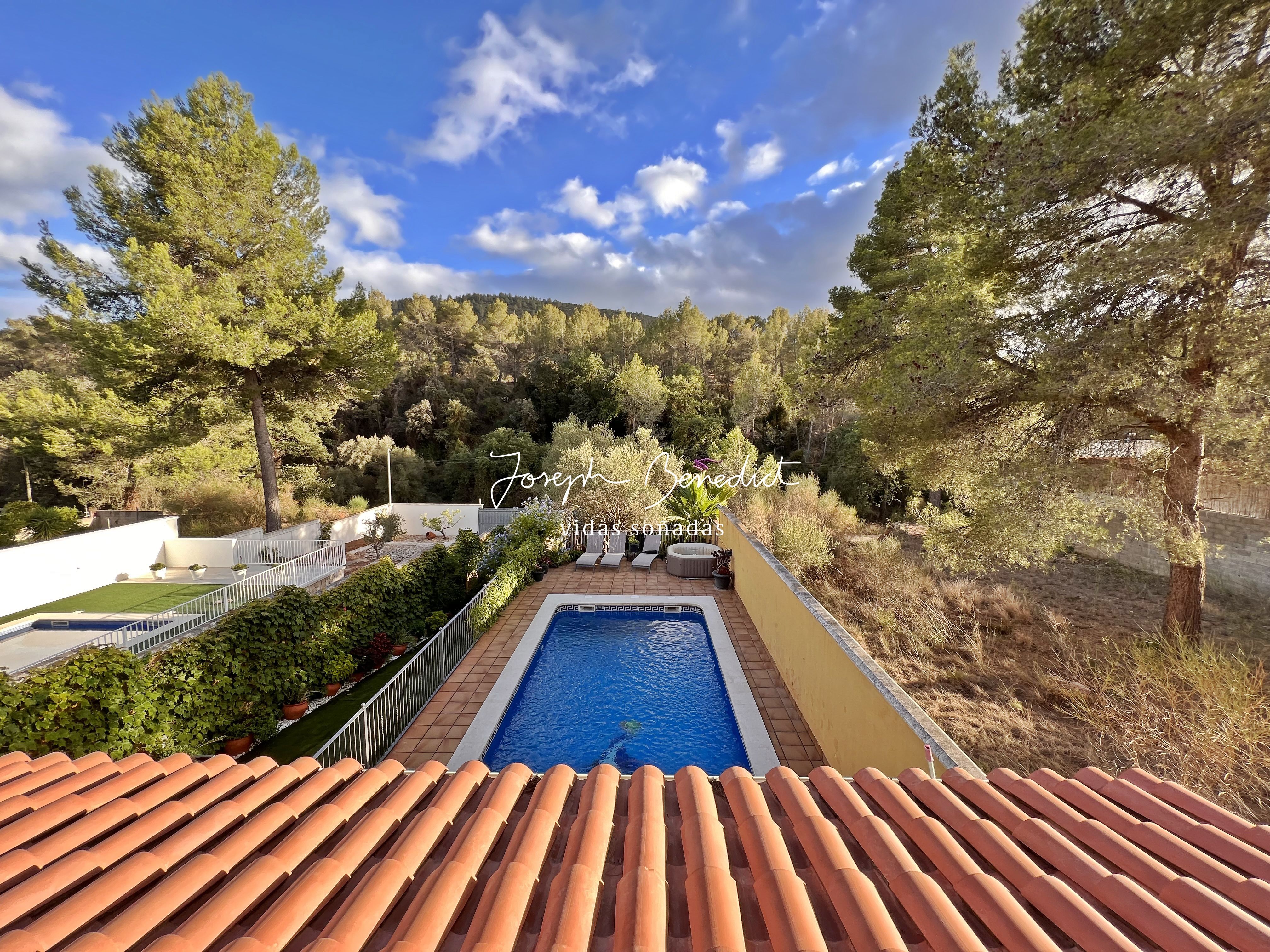 Piscina de Casa o xalet en venda en Gavà amb Aire condicionat, Calefacció i Jardí privat
