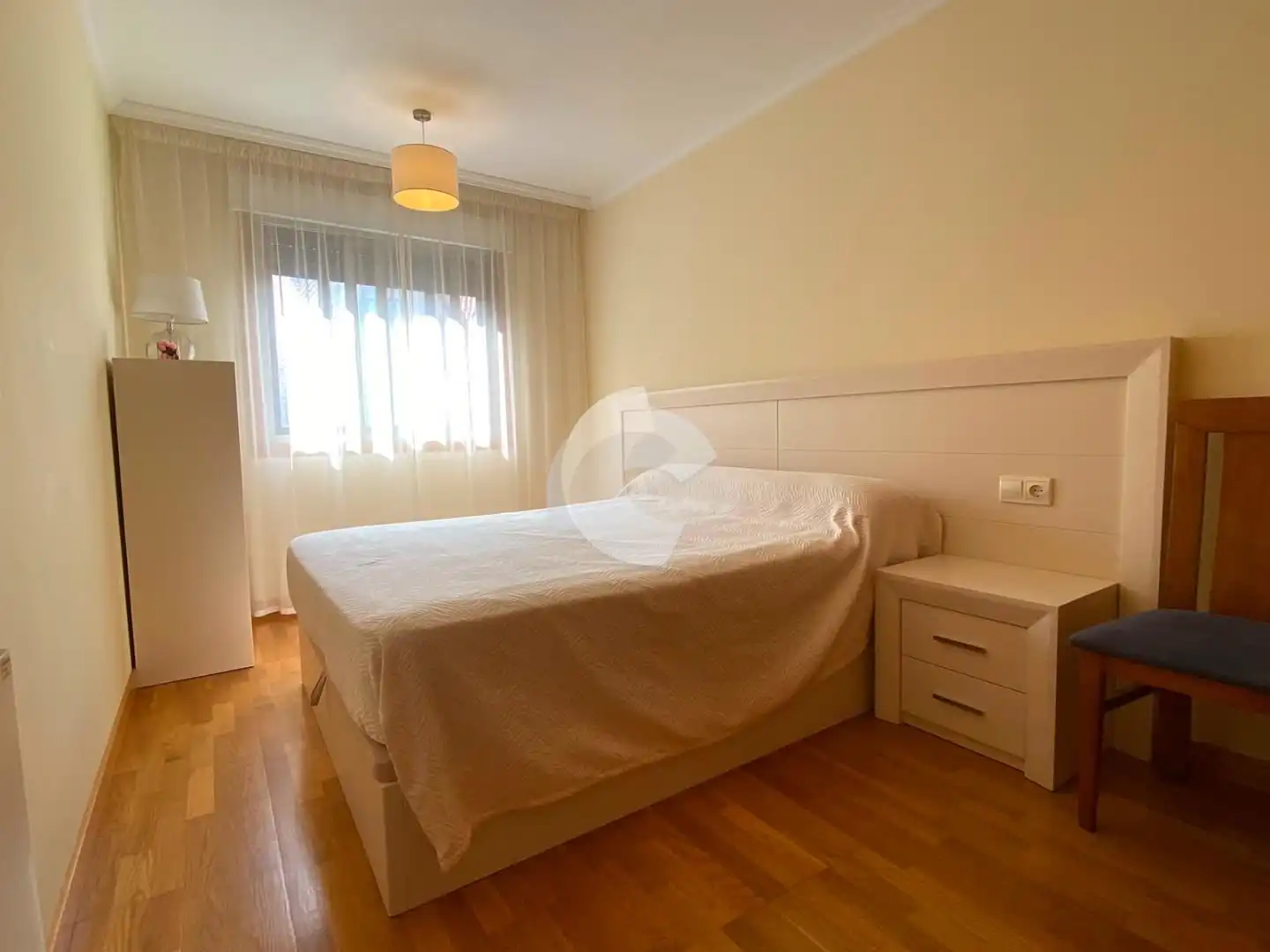 Dormitori de Apartament en venda en Sanxenxo amb Calefacció, Traster i Piscina