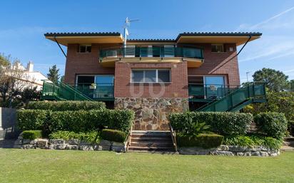 Vista exterior de Casa o xalet en venda en Sant Vicenç de Montalt amb Aire condicionat, Calefacció i Terrassa