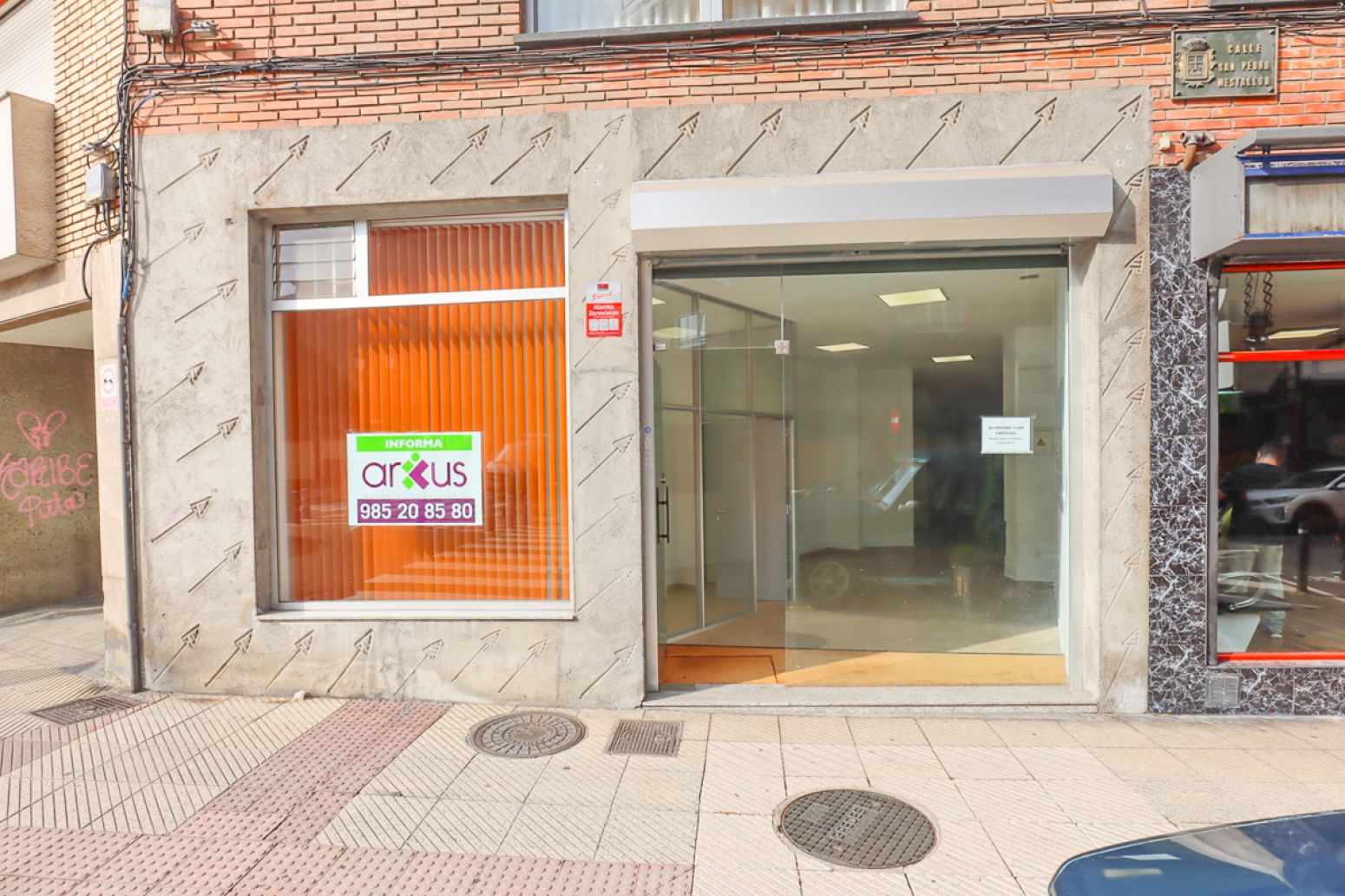 Local de lloguer en Oviedo 