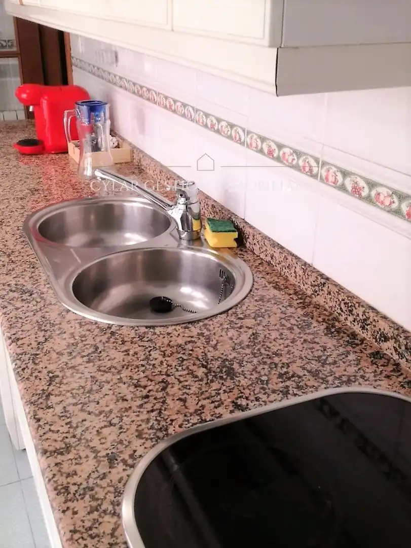 Kitchen of Flat for rent in Salamanca  with Heating, Parquet flooring and Furnished