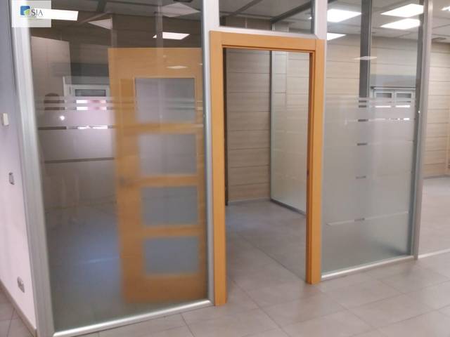 Local comercial en Alquiler en Calle MELILLA, 5 en San José Alto