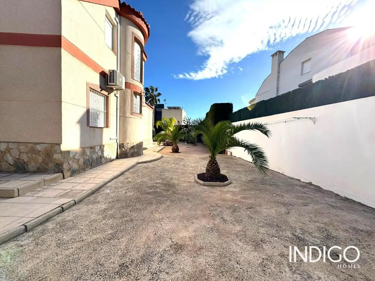 Vista exterior de Casa o xalet en venda en Mutxamel amb Aire condicionat, Calefacció i Terrassa