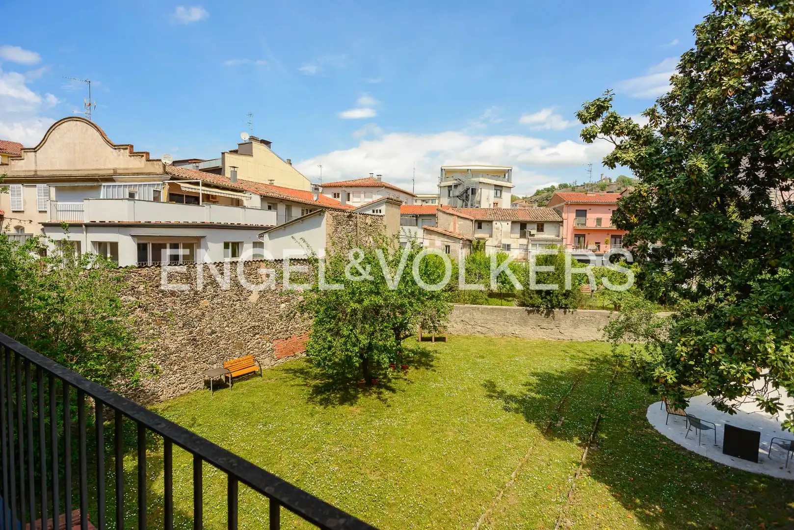 Terraza de Casa o chalet en venta en Olot con Calefacción, Jardín privado y Terraza