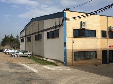 Nave industrielle à vendre à Calle Pradejón