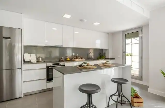 Apartament amb terrassa en venda a El Faro de Calaburra - Chaparral, imagen 14