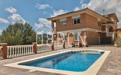 Swimming pool of House or chalet for sale in Cervelló  with Air Conditioner, Heating and Terrace