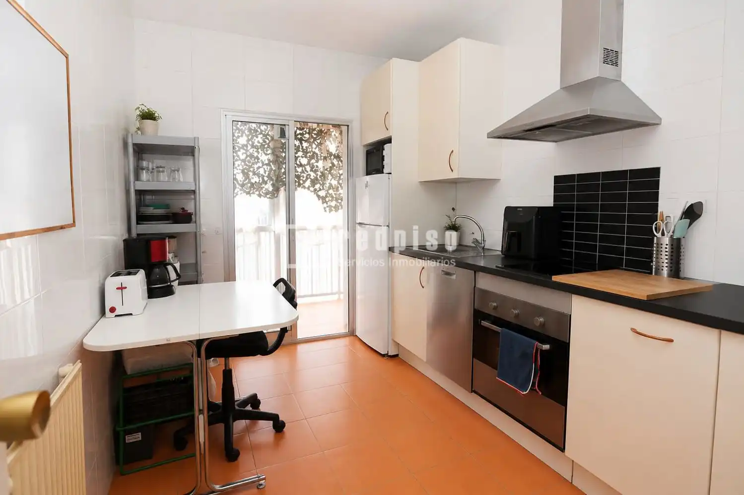 Cocina de Piso en venta en Madrid con Calefacción, Parquet y Terraza