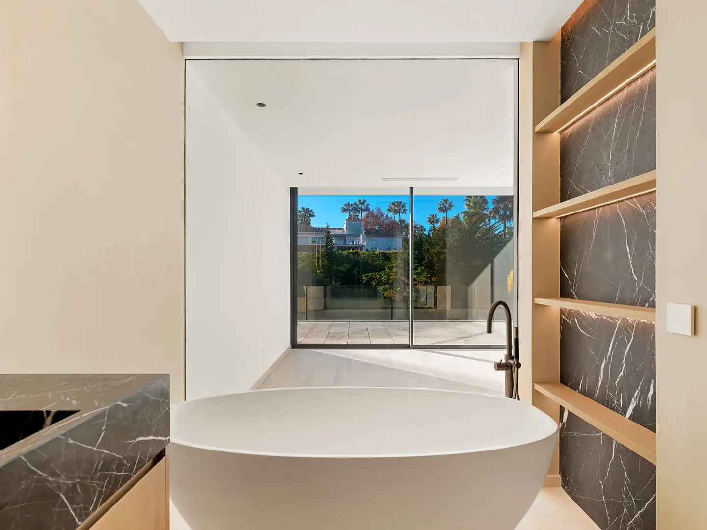 Baño de Casa o chalet en venta en Sotogrande con Aire acondicionado, Calefacción y Jardín privado