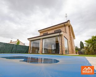 Exterior view of Single-family semi-detached for sale in Fuente El Saz de Jarama  with Heating, Private garden and Terrace