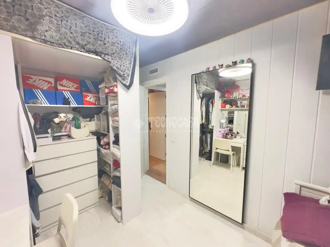 Bedroom of Flat for sale in Móstoles  with Air Conditioner, Heating and Terrace