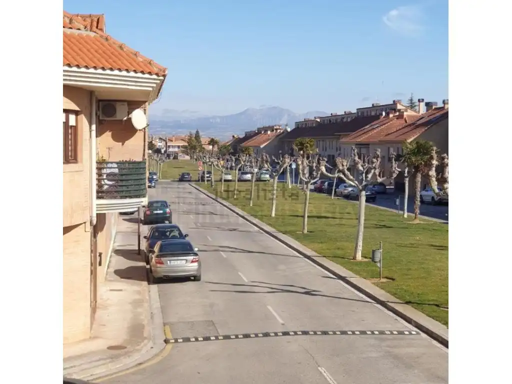Casa a schiera con terrazza in vendita a Lardero, imagen 6