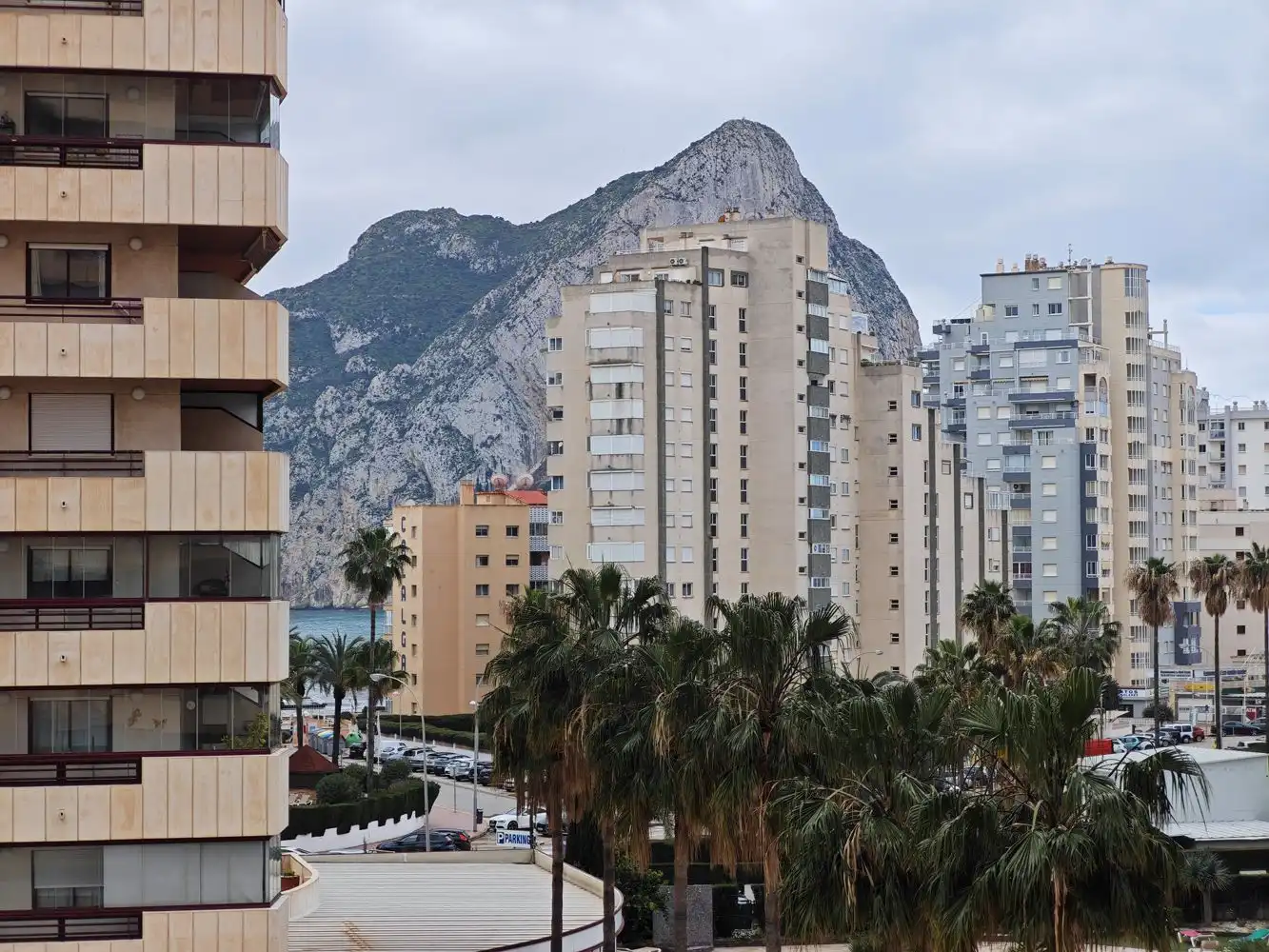 Vista exterior de Apartamento en venta en Calpe / Calp con Aire acondicionado, Calefacción y Jardín privado